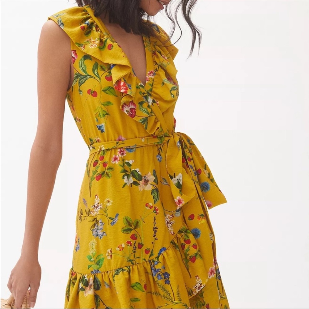 Anthropologie Maeve Strawberry Floral Wrap Mini Dress M Medium  NWT